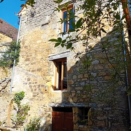 Maison De La Ruelle Au Coeur De La Bastide De Avec Cour Terrasse Holiday home Domme