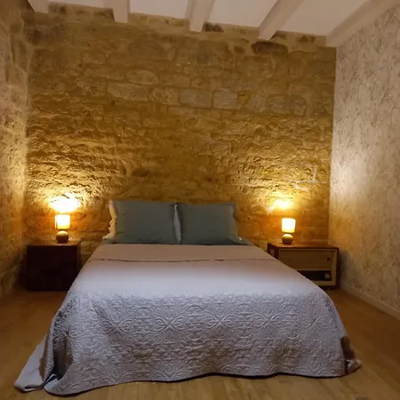 Holiday home Maison De La Ruelle Au Coeur De La Bastide De Avec Cour Terrasse *